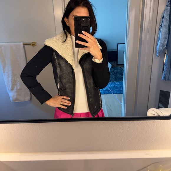 Ella Moss Black and Gray Teddy Jacket - Picture 5 of 5